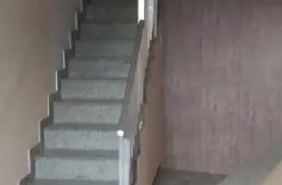 Apartamento com 3 quarto(s) e 2 banheiro(s) para alugar, 70 m² por r$ 770 / mês