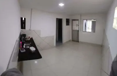 Apartamento com 1 quarto(s) e 1 banheiro(s) para alugar, 36 m² por r$ 780 / mês