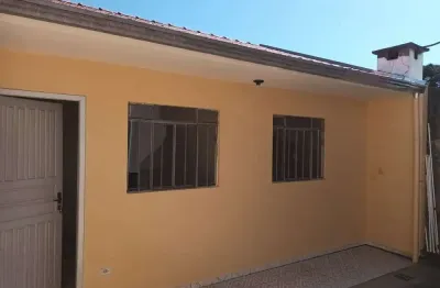 Casa com 2 Quarto(s) e 1 banheiro(s) para Alugar, 65 m² por R$ 1800 / Mês
