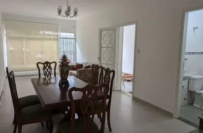 Casa com 3 quarto(s) e 3 banheiro(s) para alugar, 159 m² por r$ 5500 / mês