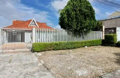 Casa com 3 quarto(s) e 3 banheiro(s) para alugar, 240 m² por r$ 3100 / mês