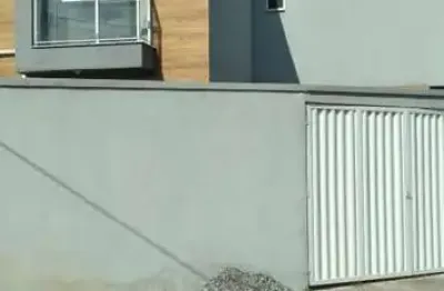 Casa com 2 quarto(s) e 1 banheiro(s) para alugar, 60 m² por r$ 900 / mês