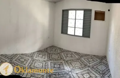 Casa com 1 quarto(s) e 1 banheiro(s) para alugar, 40 m² por r$ 780 / mês