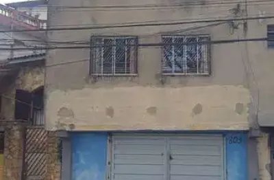 Casa com 1 quarto(s) e 1 banheiro(s) para alugar, 30 m² por r$ 1150 / mês