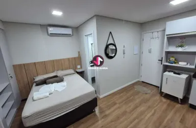 Apartamento com 1 quarto(s) e 1 banheiro(s) para alugar, 29 m² por r$ 3600 / mês