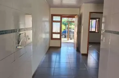Casa com 2 quarto(s) e 1 banheiro(s) para alugar, 80 m² por r$ 1747 / mês