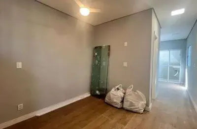 Apartamento com 1 quarto(s) e 1 banheiro(s) para alugar, 35 m² por r$ 1350 / mês