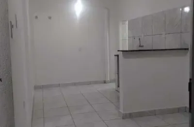 Casa com 2 quarto(s) e 1 banheiro(s) para alugar, 55 m² por r$ 1595 / mês