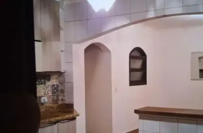 Casa com 2 quarto(s) e 1 banheiro(s) para alugar, 140 m² por r$ 2520 / mês