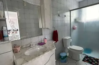 Casa com 3 quarto(s) e 2 banheiro(s) para alugar, 127 m² por r$ 3850 / mês