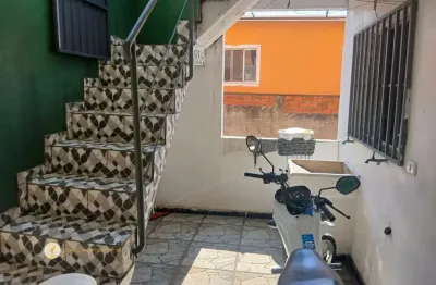 Casa com 1 quarto(s) e 1 banheiro(s) para alugar, 50 m² por r$ 660 / mês