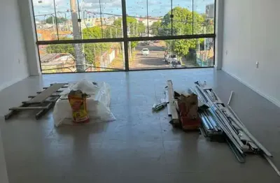 Apartamento com 1 quarto(s) e 1 banheiro(s) para alugar, 40 m² por r$ 1800 / mês