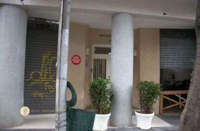 Casa com 1 quarto(s) e 1 banheiro(s) para alugar, 42 m² por r$ 1680 / mês