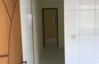 Casa com 1 quarto(s) e 1 banheiro(s) para alugar, 55 m² por r$ 1140 / mês