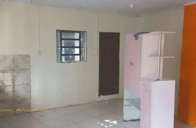 Casa com 1 quarto(s) e 1 banheiro(s) para alugar, 39 m² por r$ 960 / mês