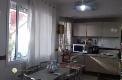 Casa com 3 quarto(s) e 2 banheiro(s) para alugar, 100 m² por r$ 1860 / mês