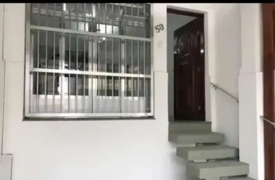 Casa com 2 quarto(s) e 2 banheiro(s) para alugar, 50 m² por r$ 2808 / mês