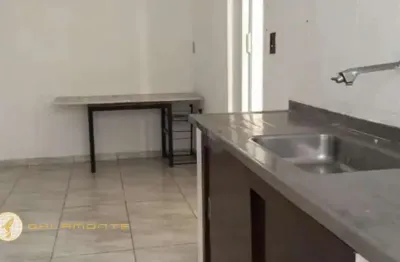 Casa com 1 quarto(s) e 1 banheiro(s) para alugar, 45 m² por r$ 1176 / mês