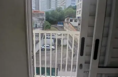 Apartamento com 1 quarto(s) e 1 banheiro(s) para alugar, 35 m² por r$ 1260 / mês