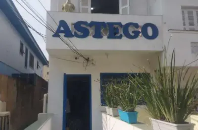 Casa com 2 quarto(s) e 2 banheiro(s) para alugar, 100 m² por r$ 2860 / mês