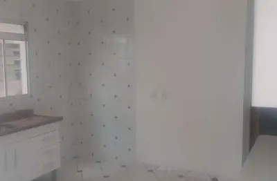 Casa com 1 quarto(s) e 1 banheiro(s) para alugar, 36 m² por r$ 770 / mês