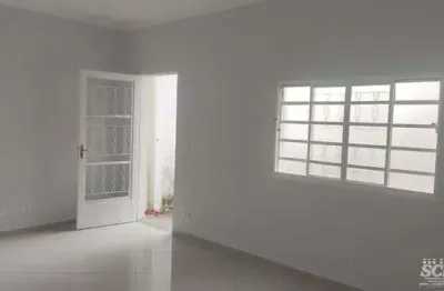 Casa com 3 quarto(s) e 3 banheiro(s) para alugar,  m² por r$ 3449 / mês