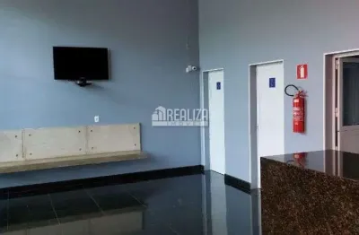 Casa com 1 quarto(s) e 3 banheiro(s) para alugar, 180 m² por r$ 18800 / mês