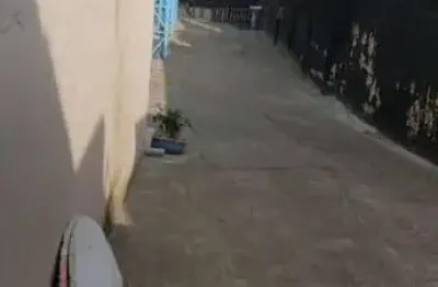 Casa com 2 quarto(s) e 1 banheiro(s) para alugar, 1500 m² por r$ 8000 / mês