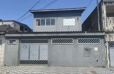 Casa com 3 quarto(s) e 2 banheiro(s) para alugar, 150 m² por r$ 1800 / mês