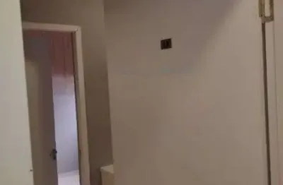 Apartamento com 1 quarto(s) e 1 banheiro(s) para alugar, 18 m² por r$ 1350 / mês