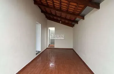 Casa com 2 quarto(s) e 1 banheiro(s) para alugar, 77 m² por r$ 1545 / mês
