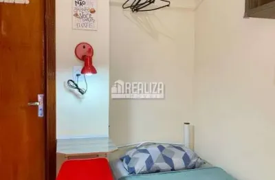 Casa com 1 quarto(s) e 1 banheiro(s) para alugar, 10 m² por r$ 2478 / mês