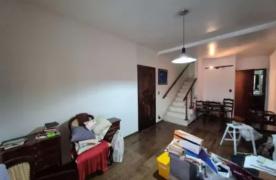 Casa com 3 quarto(s) e 4 banheiro(s) para alugar, 125 m² por r$ 4500 / mês