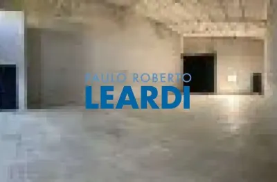 Casa com 1 quarto(s) e 2 banheiro(s) para alugar, 190 m² por r$ 6900 / mês