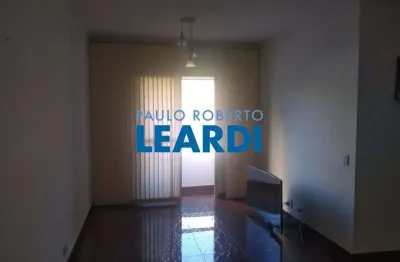 Apartamento com 3 quarto(s) e 1 banheiro(s) para alugar, 76 m² por r$ 2850 / mês