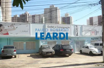 Casa com 1 quarto(s) e 1 banheiro(s) para alugar, 120 m² por r$ 6500 / mês