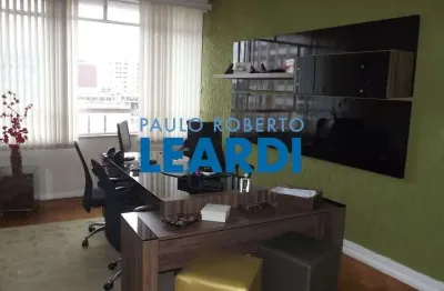 Casa com 1 quarto(s) e 1 banheiro(s) para alugar, 65 m² por r$ 1660 / mês