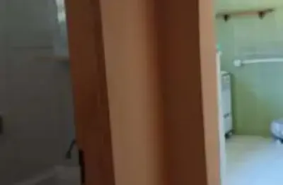 Casa com 3 quarto(s) e 1 banheiro(s) para alugar, 10 m² por r$ 1445 / mês