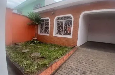 Casa com 3 quarto(s) e 3 banheiro(s) para alugar, 250 m² por r$ 4000 / mês