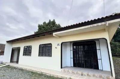 Casa com 3 quarto(s) e 1 banheiro(s) para alugar, 116 m² por r$ 2000 / mês