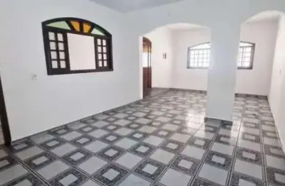 Casa com 3 quarto(s) e 2 banheiro(s) para alugar, 152 m² por r$ 1900 / mês