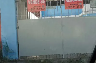 Casa com 2 quarto(s) e 3 banheiro(s) para alugar, 120 m² por r$ 1700 / mês