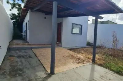 Casa com 2 quarto(s) e 2 banheiro(s) para alugar, 60 m² por r$ 600 / mês