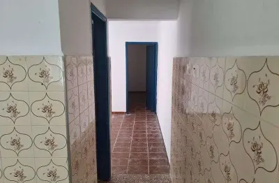 Casa com 2 quarto(s) e 1 banheiro(s) para alugar, 50 m² por r$ 1444 / mês