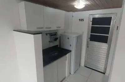 Kitnet/ studio com 1 quarto(s) e 1 banheiro(s) para alugar, 14 m² por r$ 950 / mês