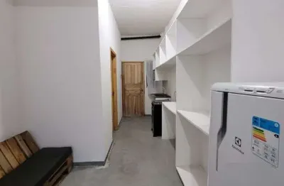 Kitnet/ studio com 1 quarto(s) e 1 banheiro(s) para alugar, 27 m² por r$ 1379 / mês