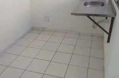 Casa em condomínio com 2 quarto(s) e 1 banheiro(s) para alugar, 57 m² por r$ 900 / mês