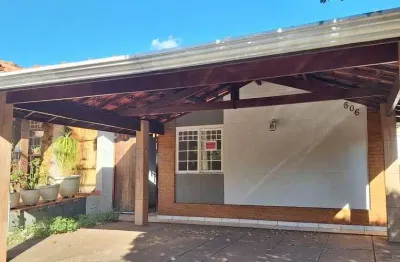 Casa em condomínio com 4 quarto(s) e 3 banheiro(s) para alugar, 150 m² por r$ 4387 / mês