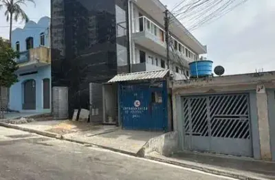 Kitnet/ studio com 1 quarto(s) e 1 banheiro(s) para alugar, 40 m² por r$ 750 / mês