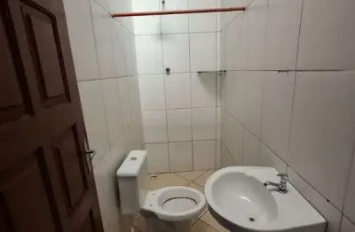 Kitnet/ studio com 1 quarto(s) e 1 banheiro(s) para alugar, 25 m² por r$ 727 / mês